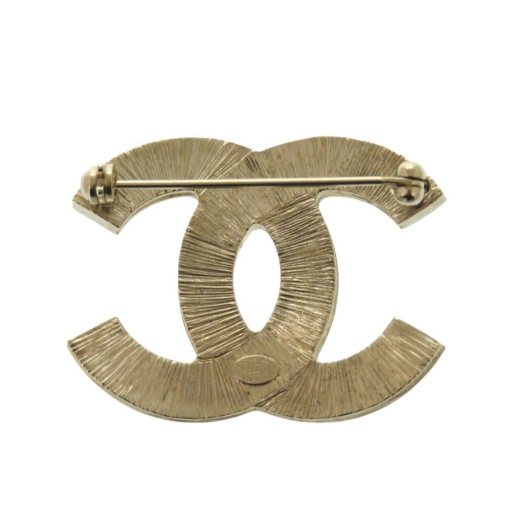 CHANEL Authentic Gold Logo Brooch - Picture 5 of 6